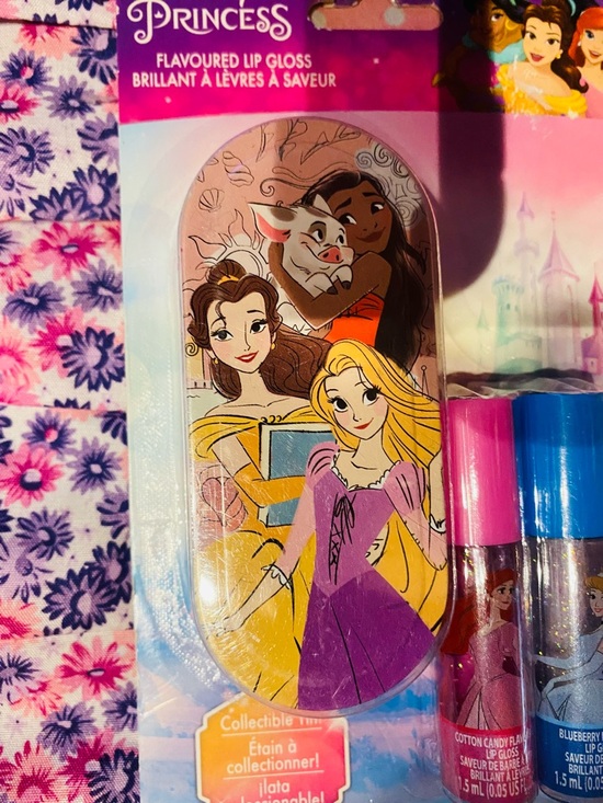Disney Princess 2 Pack Lipgloss with Collectors Tin - Picture 2 of 4